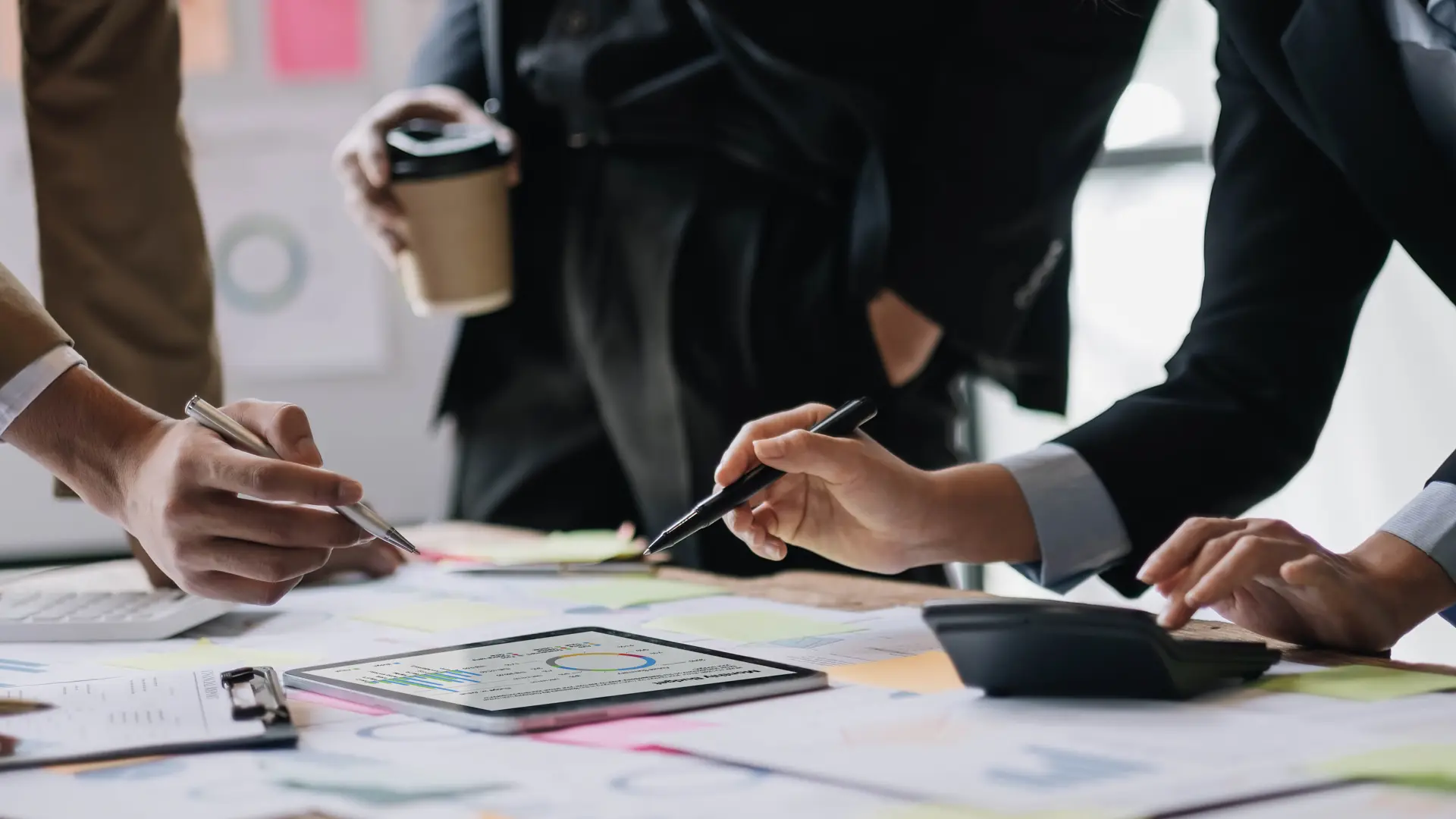 Building a Successful Capital Raise Strategy in Today’s Market